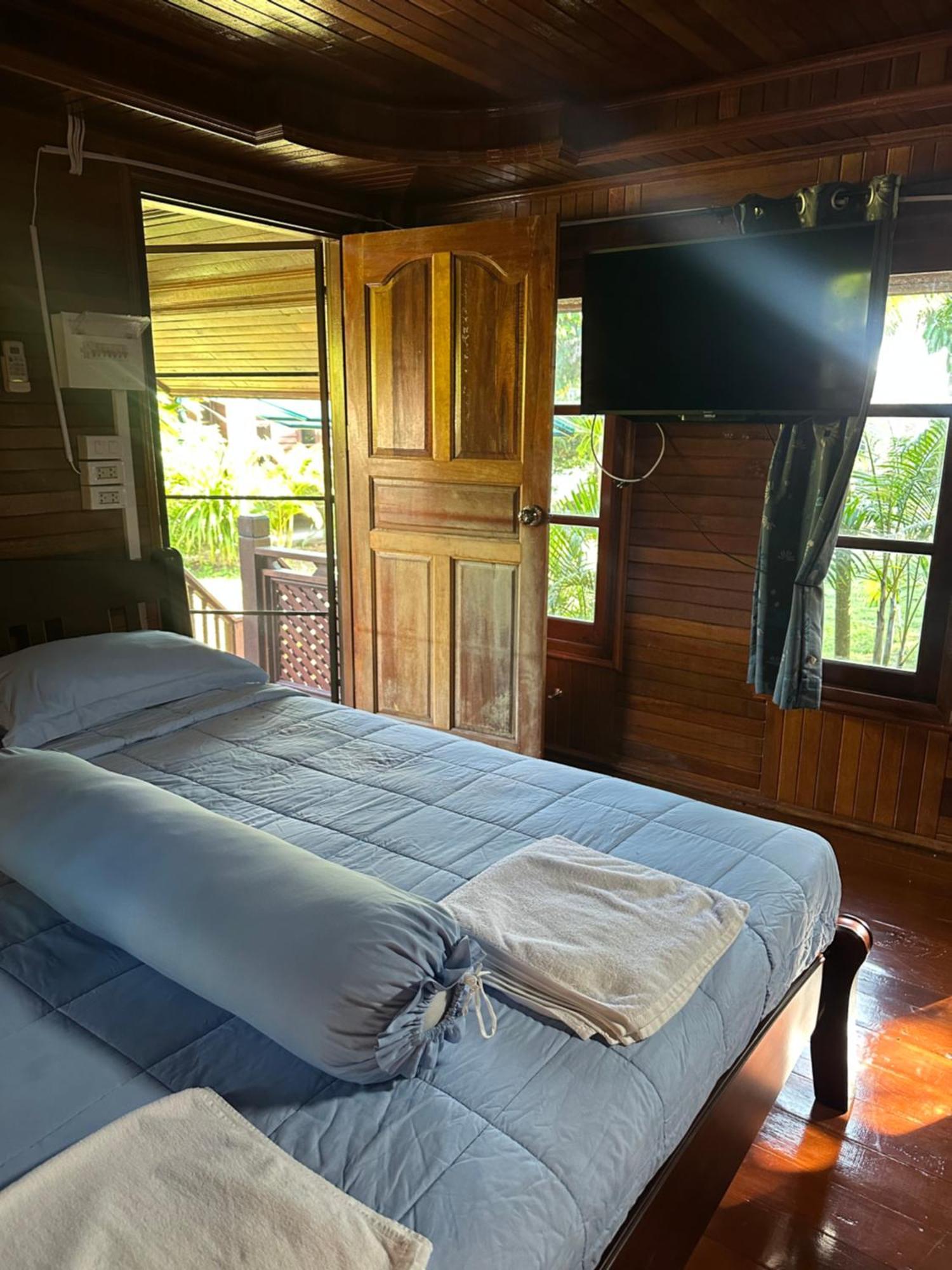Thip Siam Village Ao Nam Mao Exterior foto